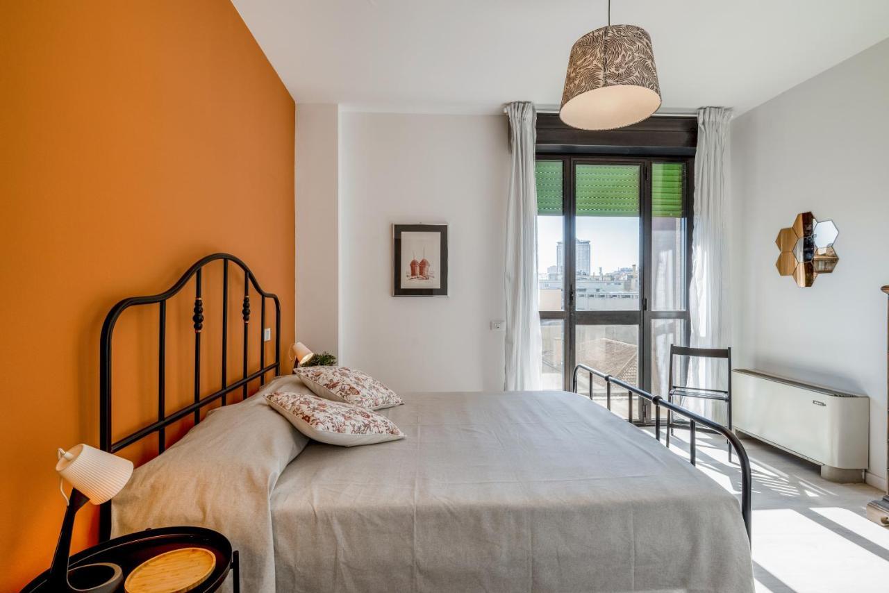 Family & Friends Rooms With Shared Bathroom Падуа Екстериор снимка